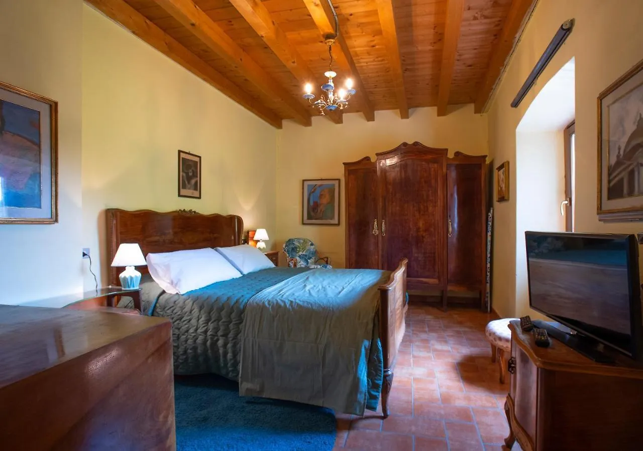 Holiday home La Casa Del Bosco Villa Camerata Cornello